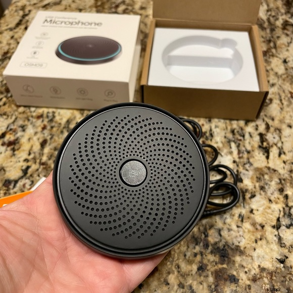 USB conference speaker and microphone - Picture 5 of 5